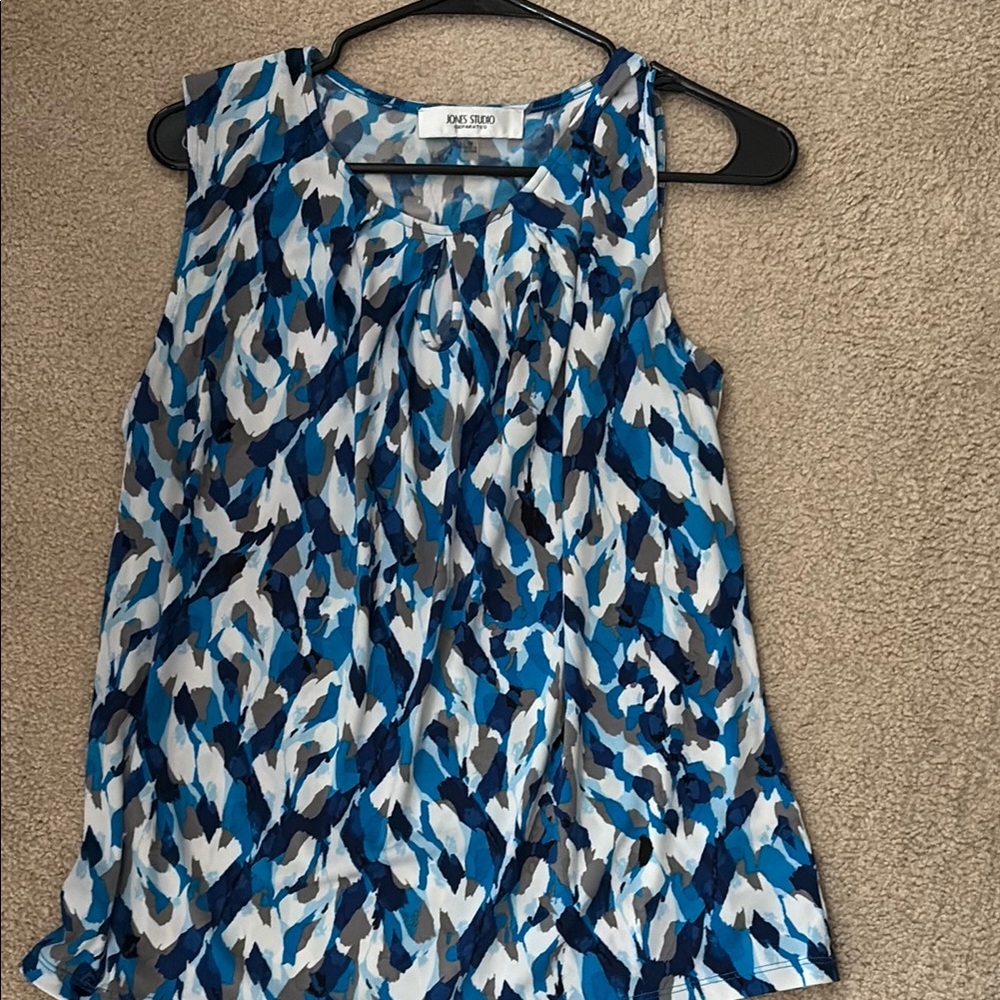 Blue and White Patterned Sleeveless Top